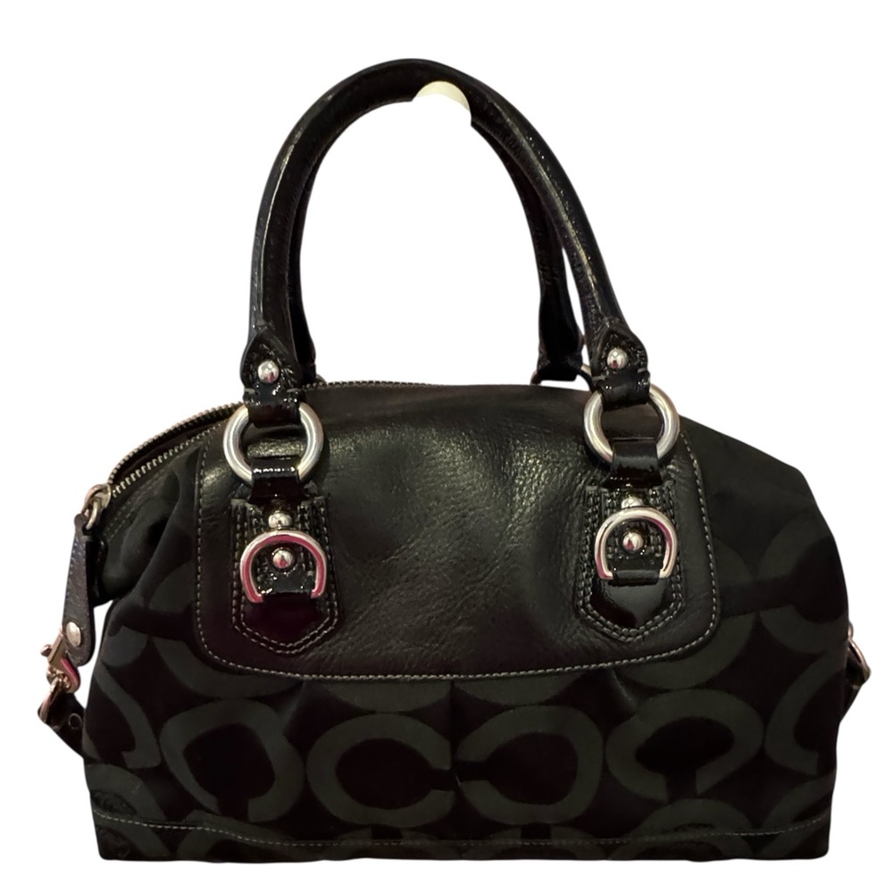 COACH WOMEN’S BLACK SIGNATURE BAG IN GREAT CONDITION SEE ALL PICTURES - Picture 6 of 13